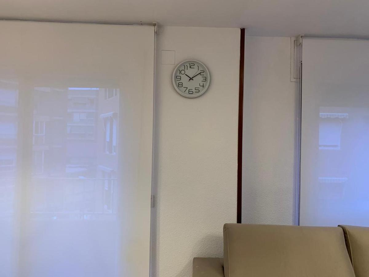 Acogedor Y Espacioso Apartamento En Alicante Apartment Luaran gambar